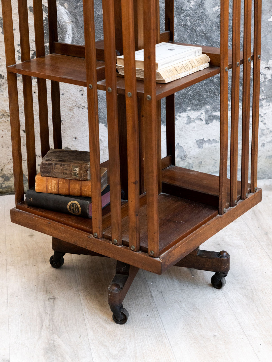 madeleine-bibliotheque-bois-748-4