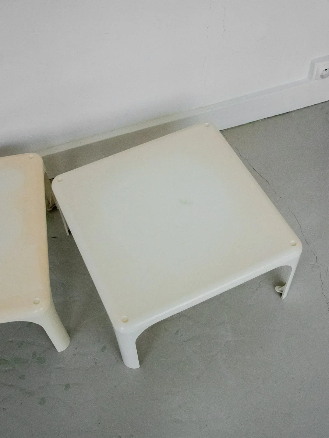 donna-table-basse-resine-830-5