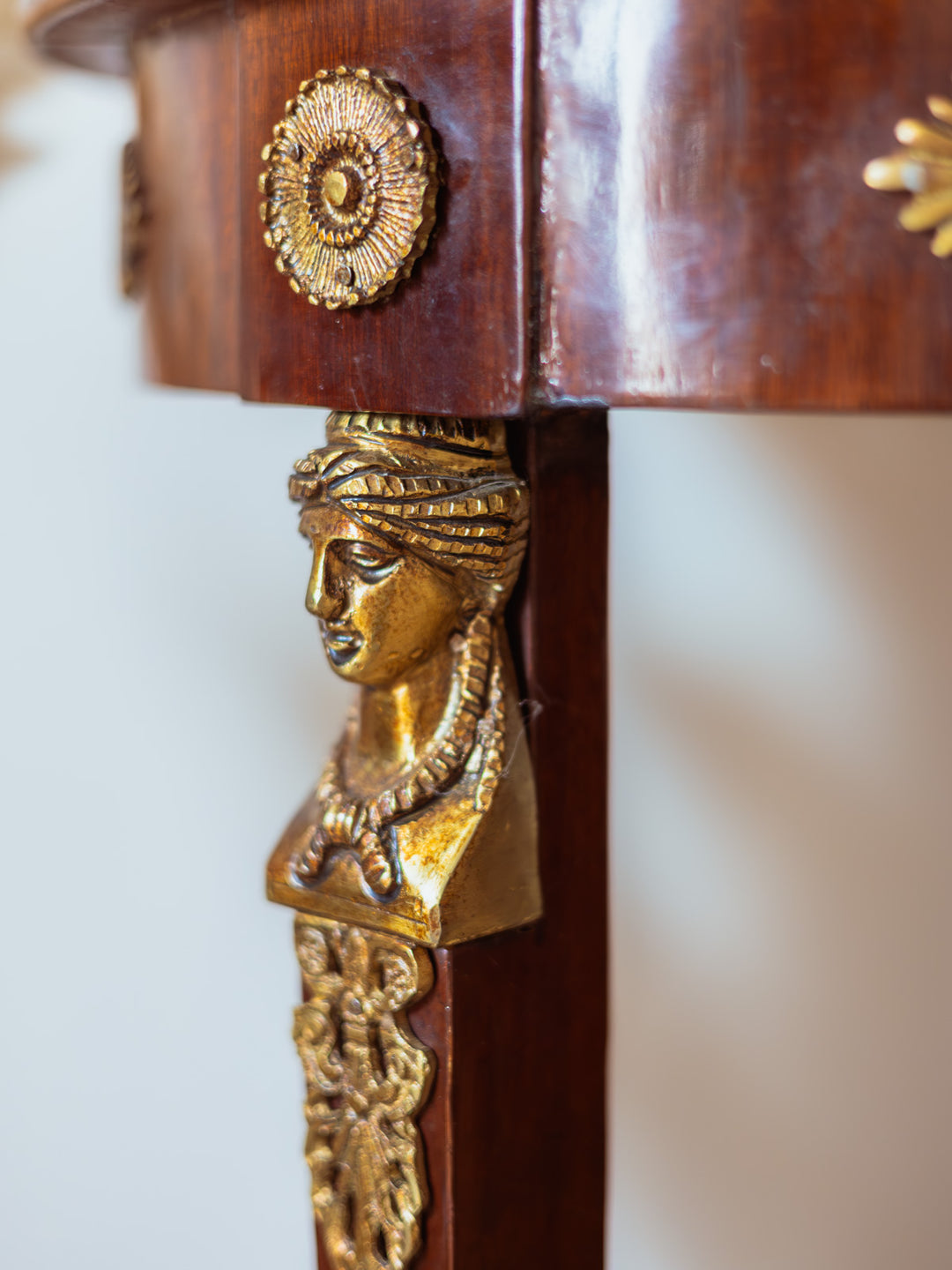 alfred-gueridon-acajou-148-7