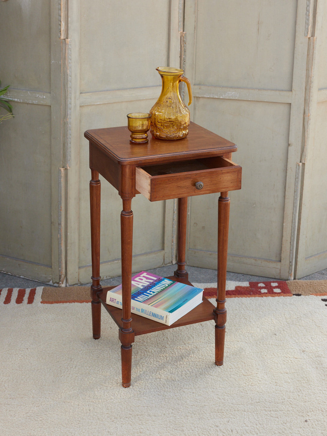 alfred-gueridon-bois-noyer-vintage-1464-2