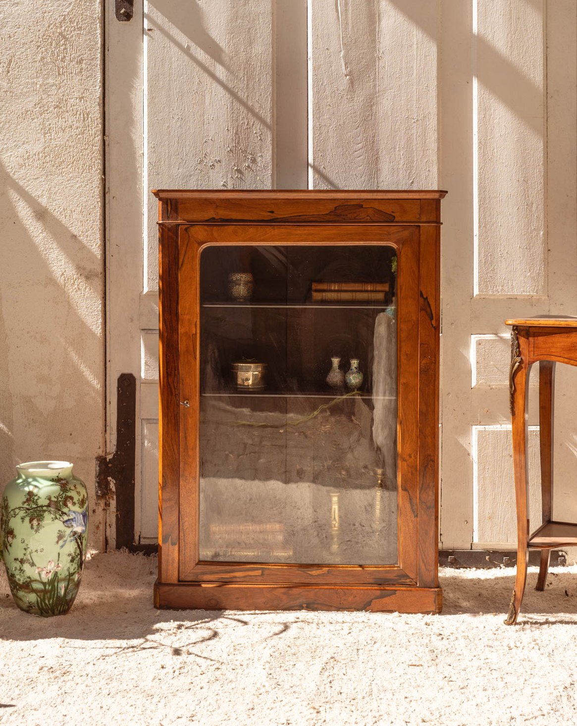 victoria-vitrine-bois-1302-1