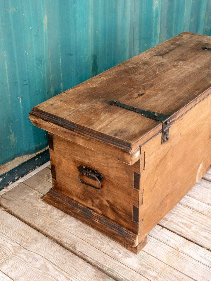 lucien-coffre-bois-156-11