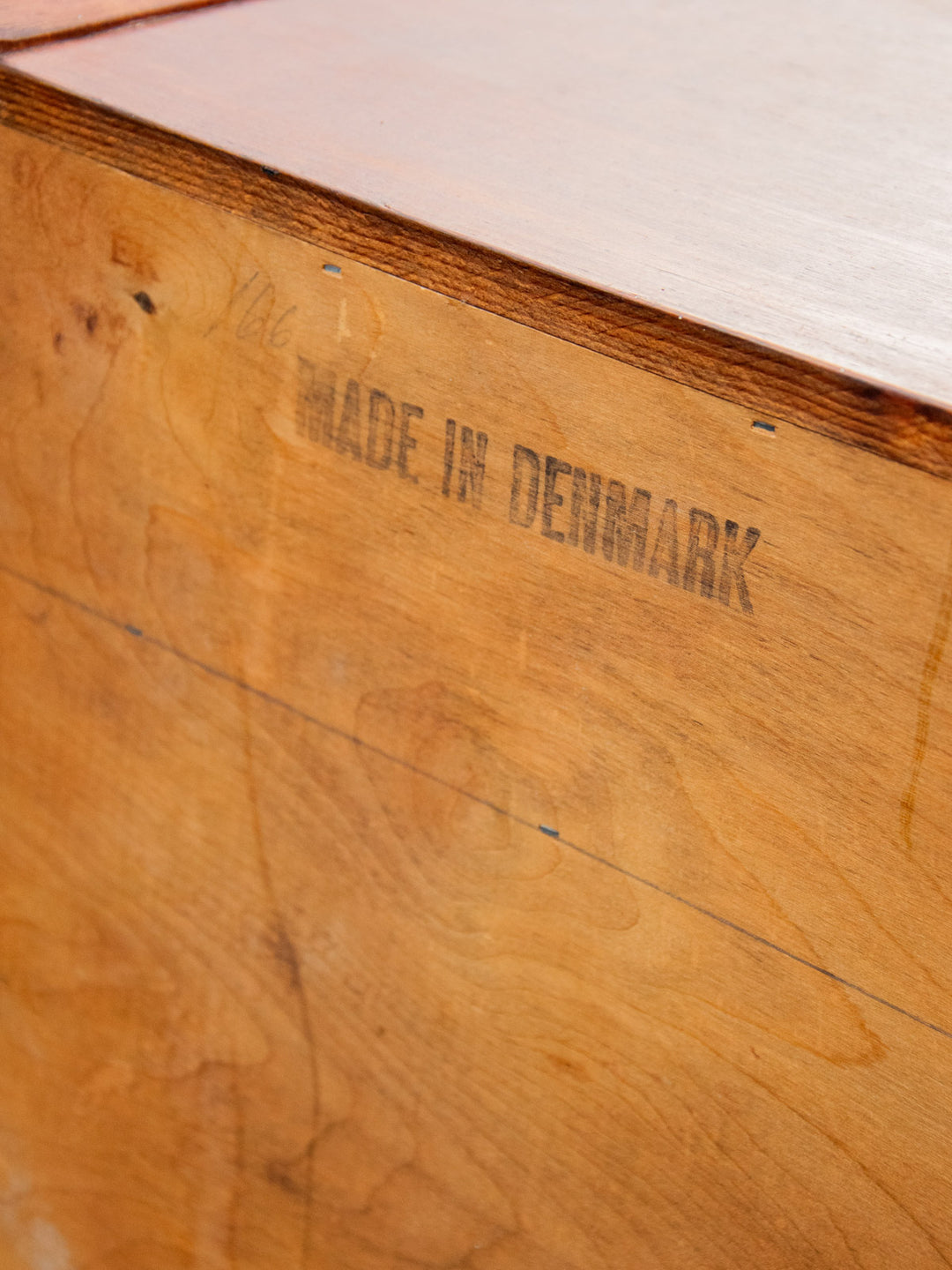 honore-secretaire-teck-127-16