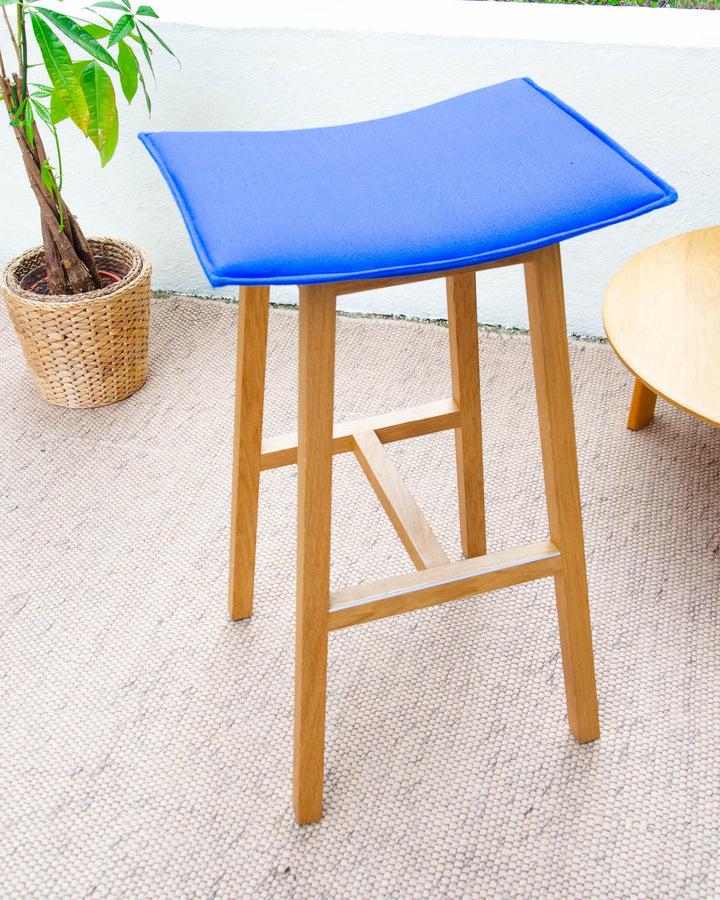 pierre-tabouret-bar-tissu-680-5