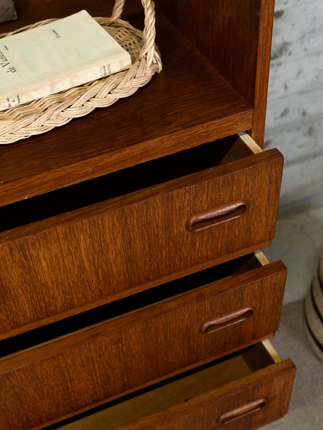 madeleine-bibliotheque-bois-714-8