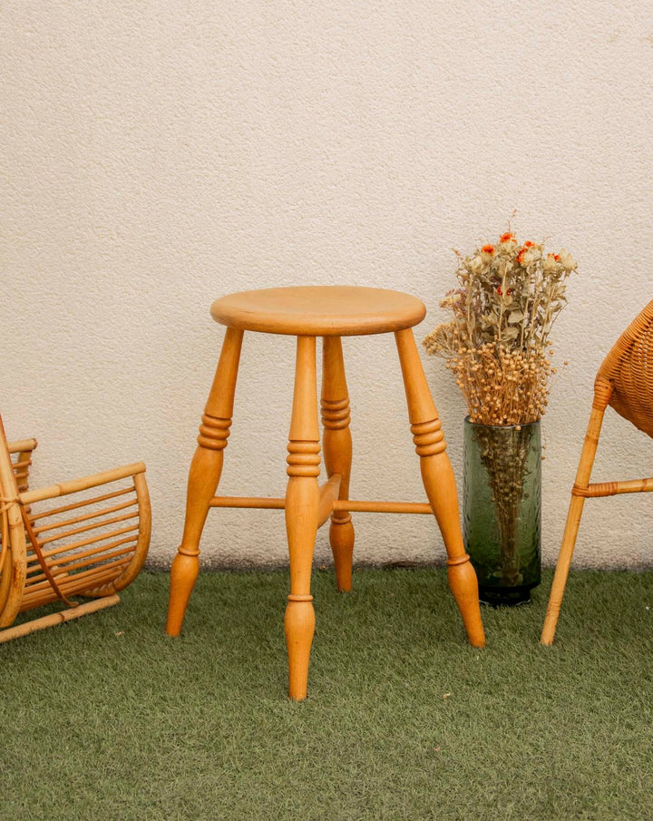 regis-tabouret-bois-1399-1