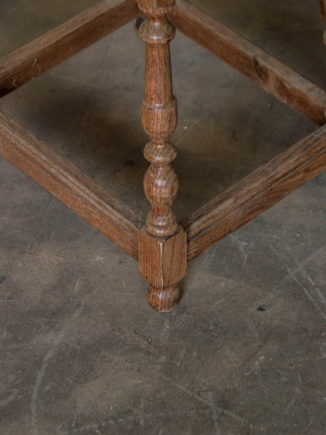 regis-tabouret-bois-732-8