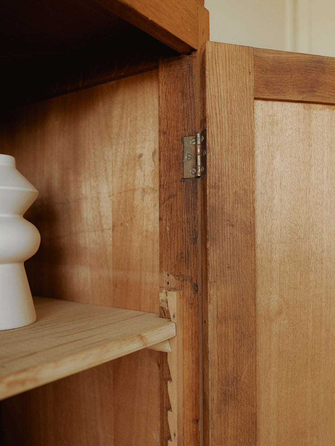 blandine-armoire-bois-internat-bonnetiere-474-5