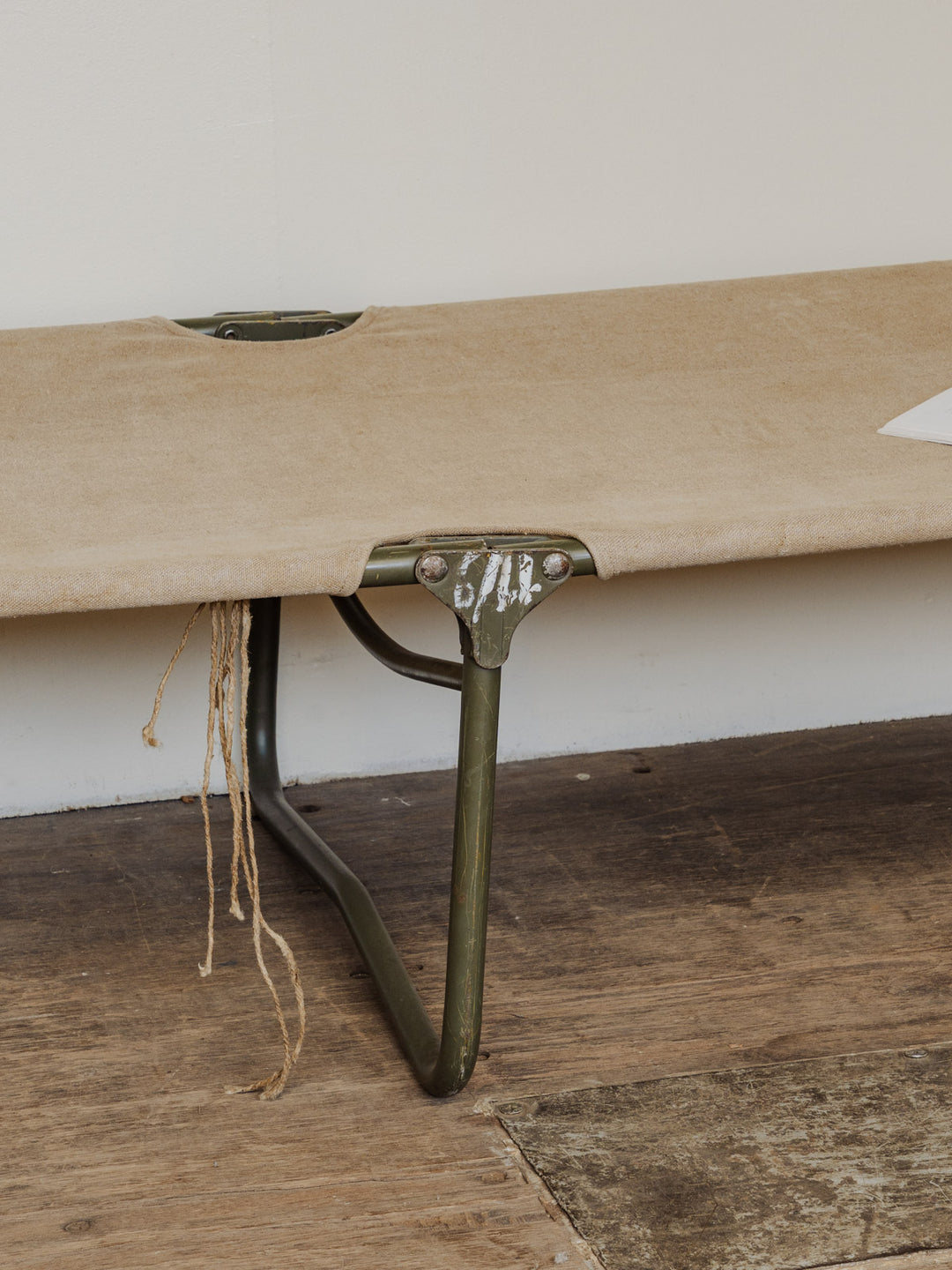 basile-lit-camp-metal-3-4