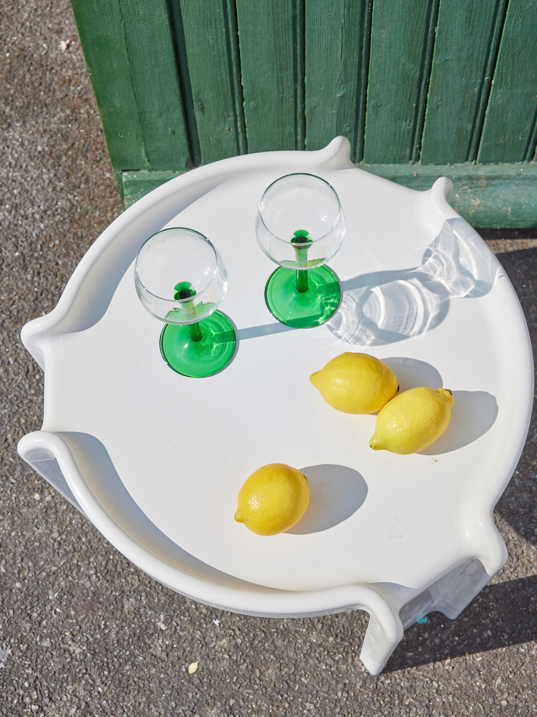 donna-table-basse-plastique-design-1088-3