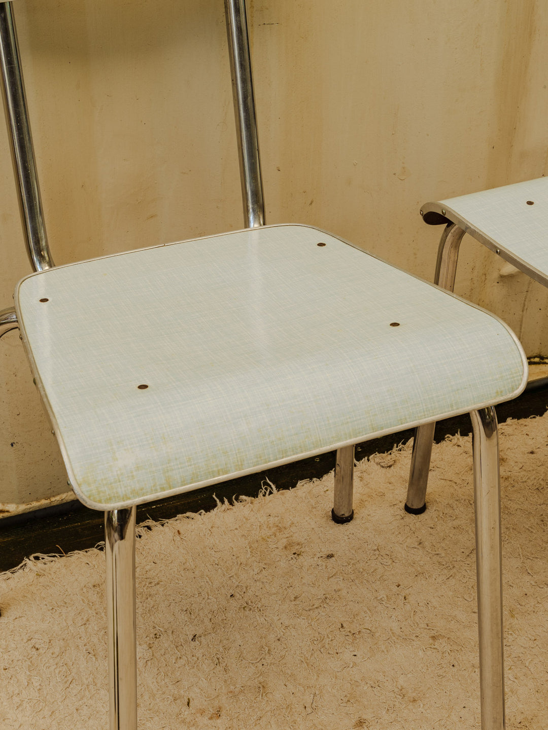 alma-chaise-formica-2147-8