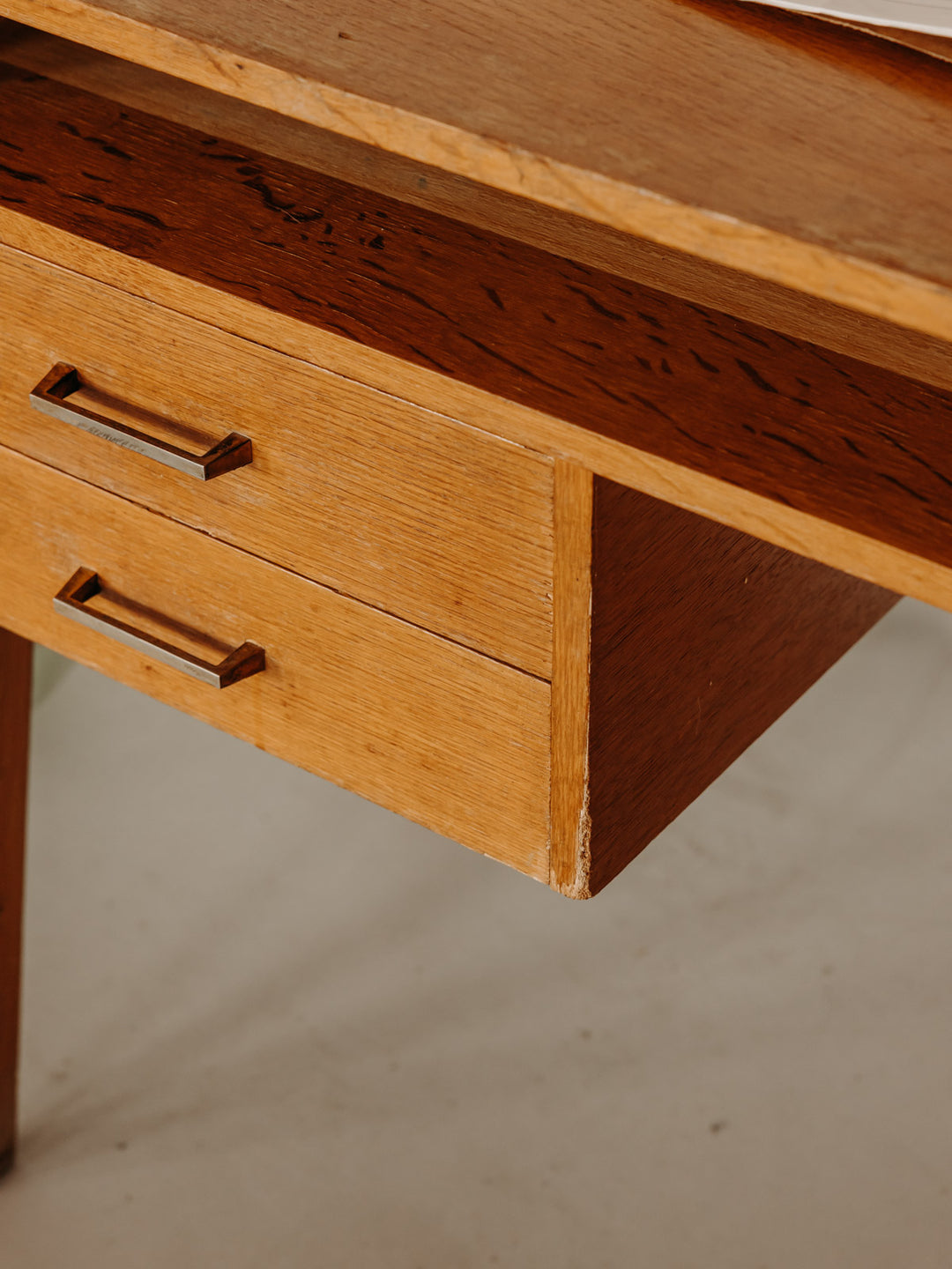 yvan-bureau-bois-570-9