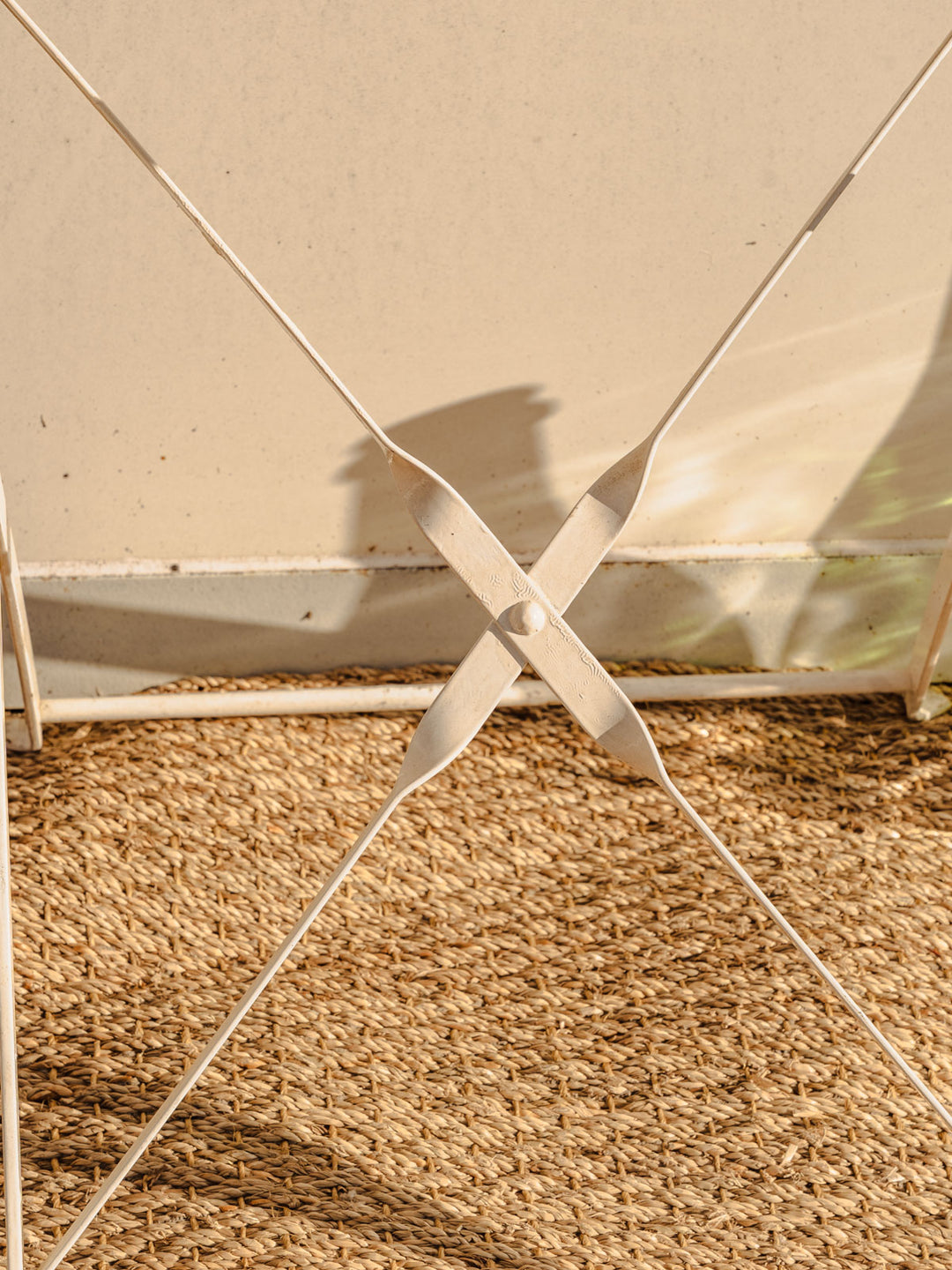 hanna-table-appoint-fer-747-6