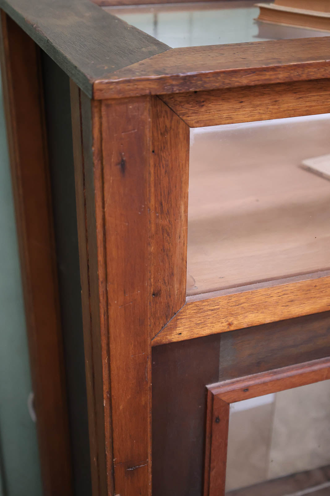 victoria-vitrine-bois-117-4