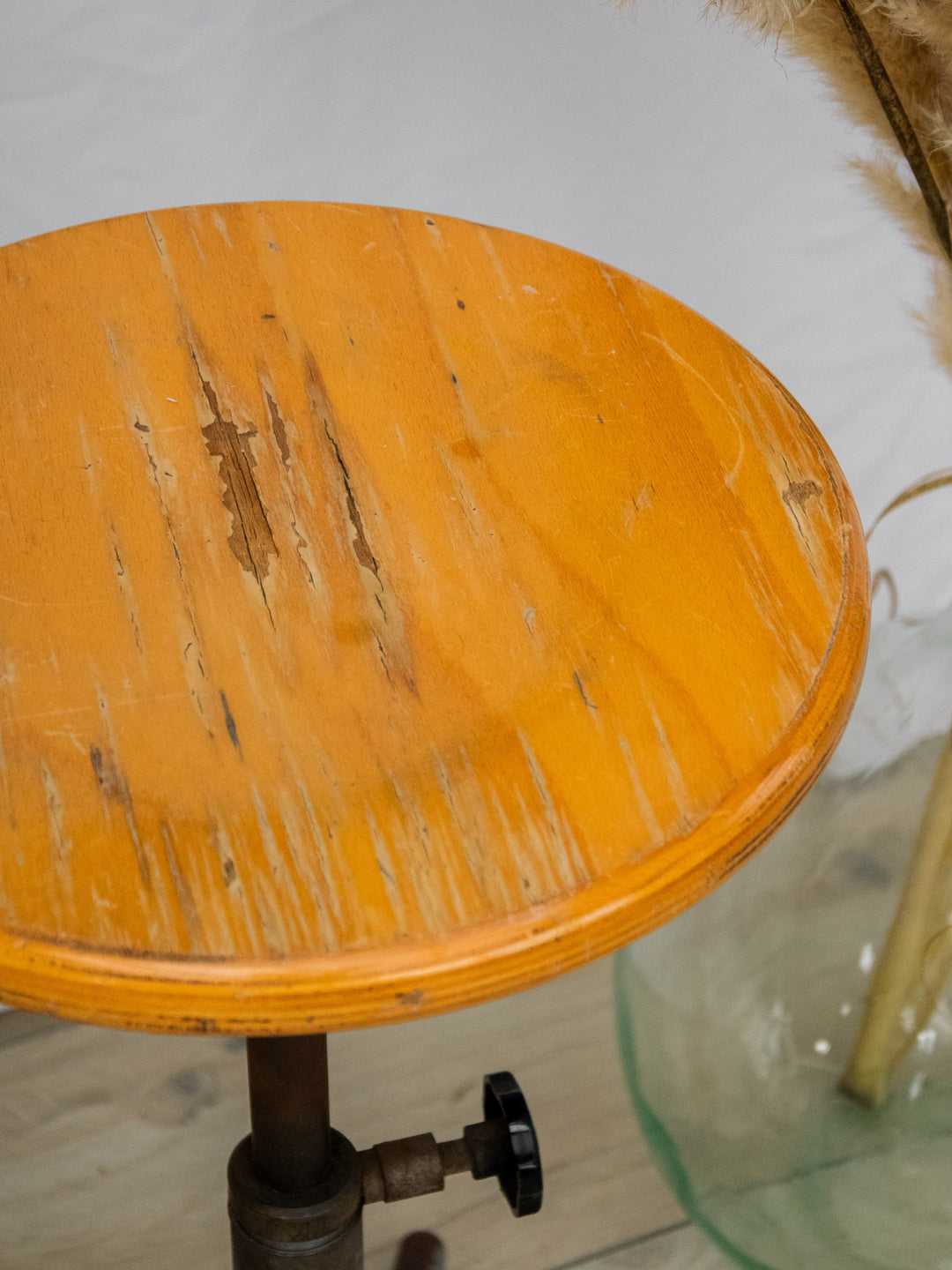 regis-tabouret-bois-822-3