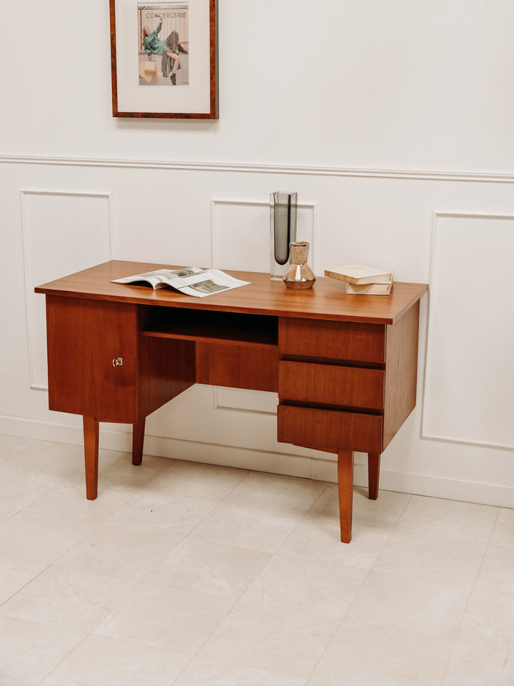 yvan-bureau-teck-451-4