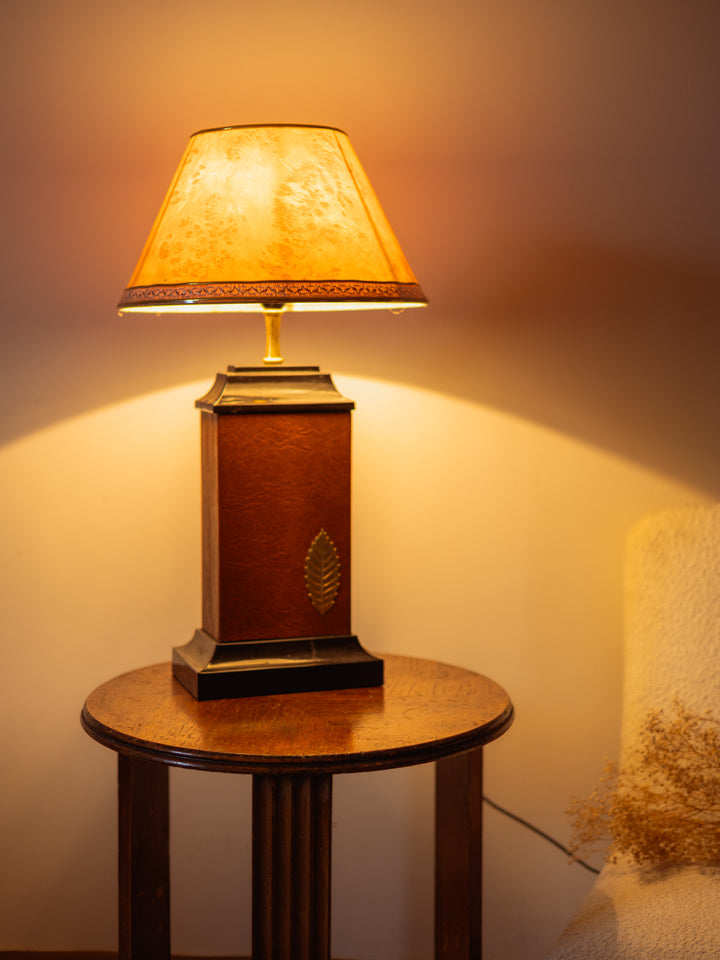 suzanne-lampe-à-poser-simili-cuir-464-2