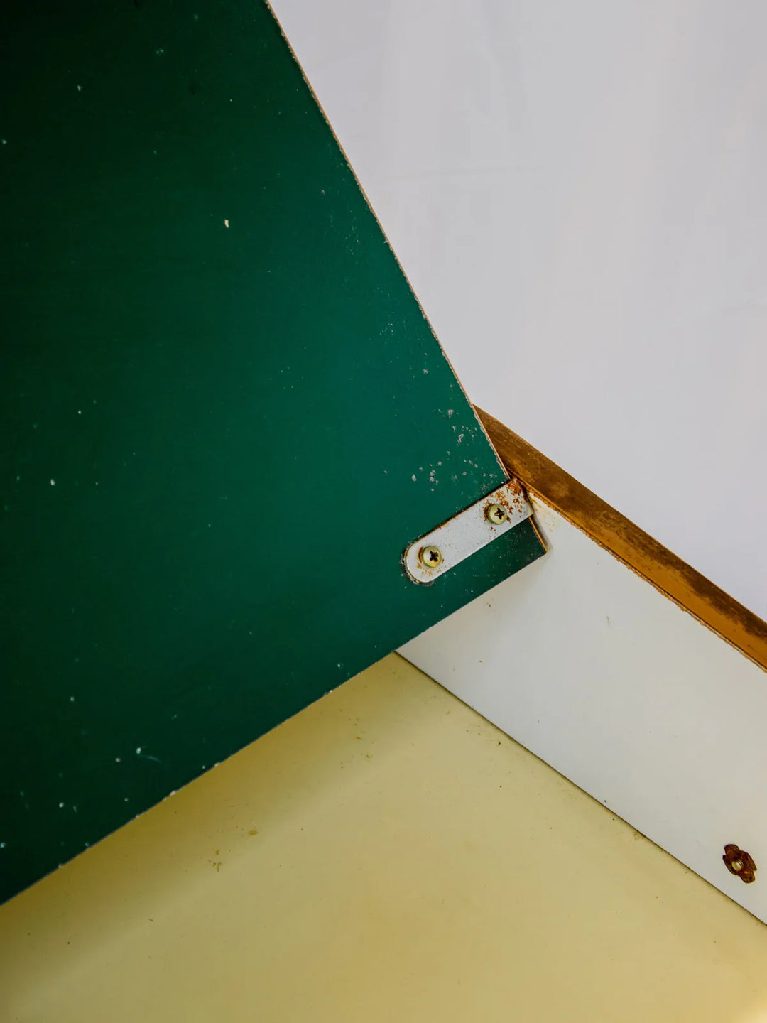 edouard-bureau-metal-648-10