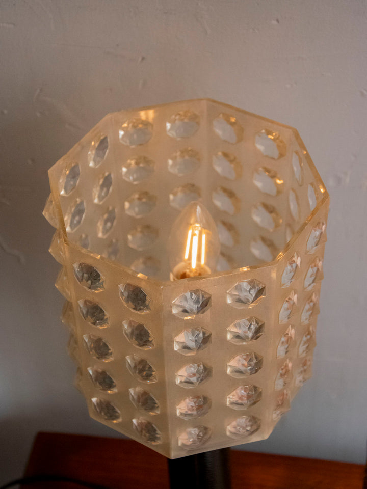 suzanne-lampe-a-poser-plexiglass-638-8