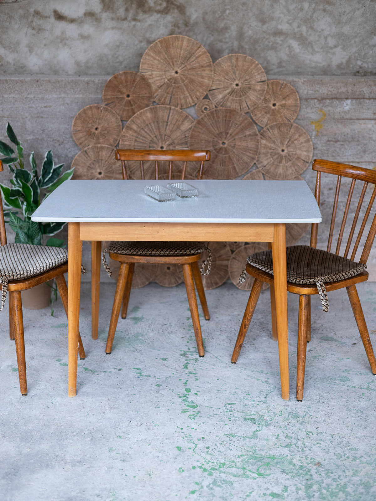 auguste-ensemble-table-et-chaises-bois-22-2