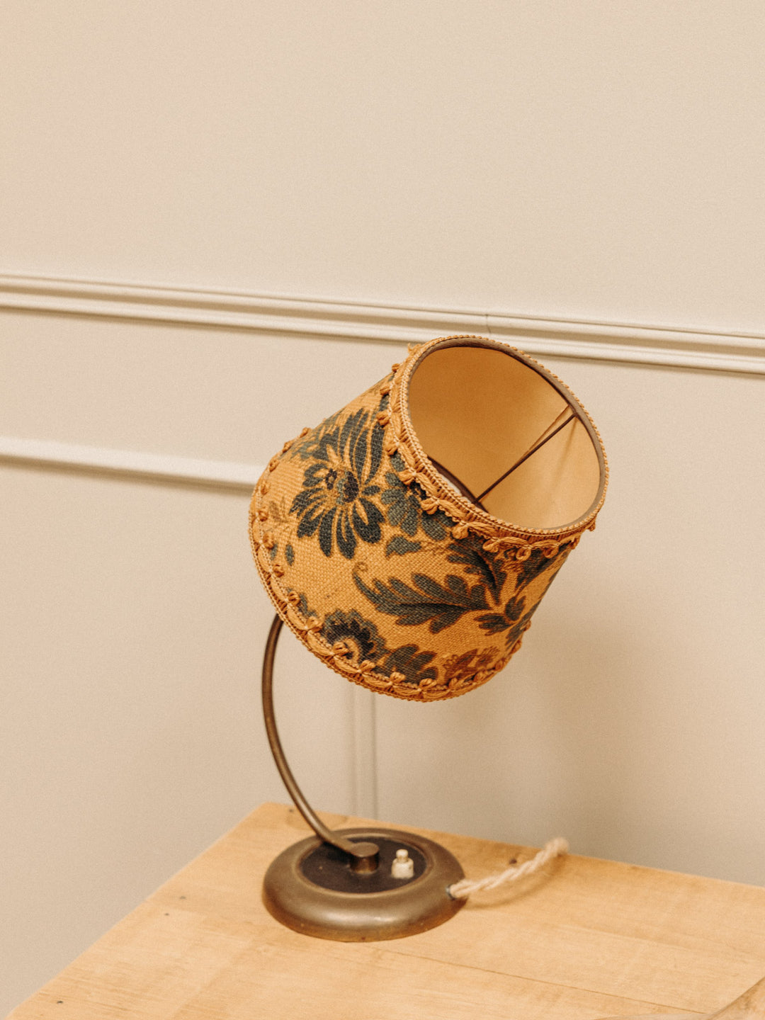 suzanne-lampe-a-poser-rotin-585-8