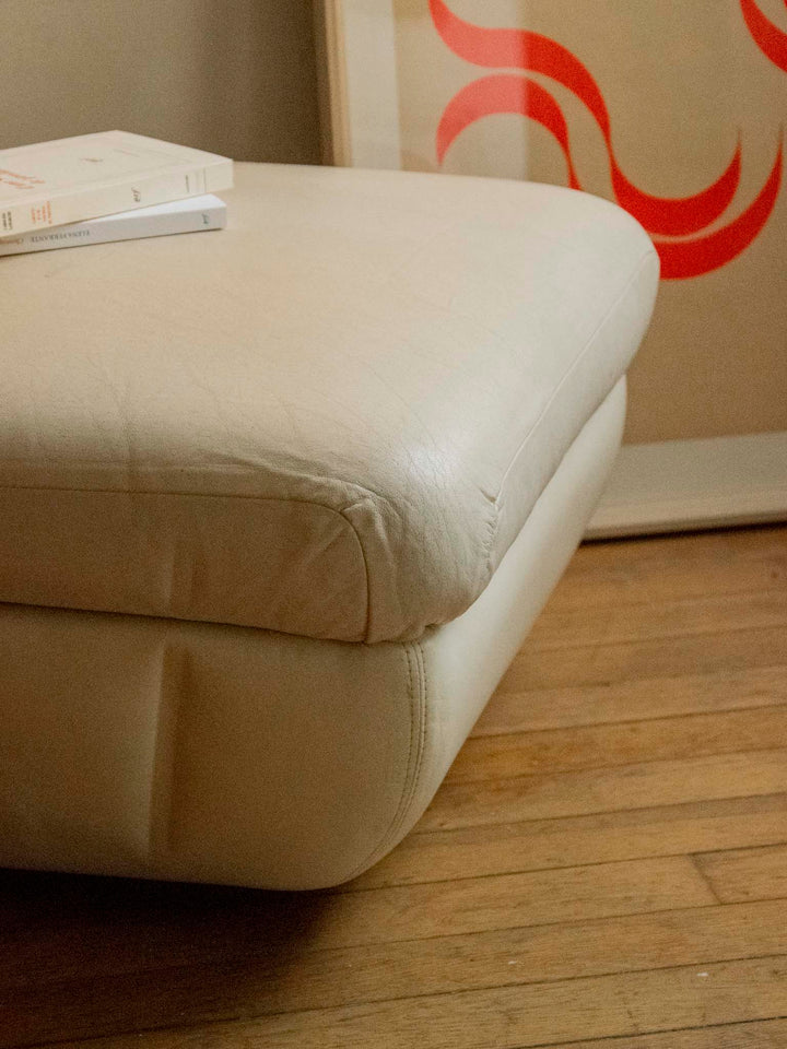 jean-philippe-pouf-cuir-95-2