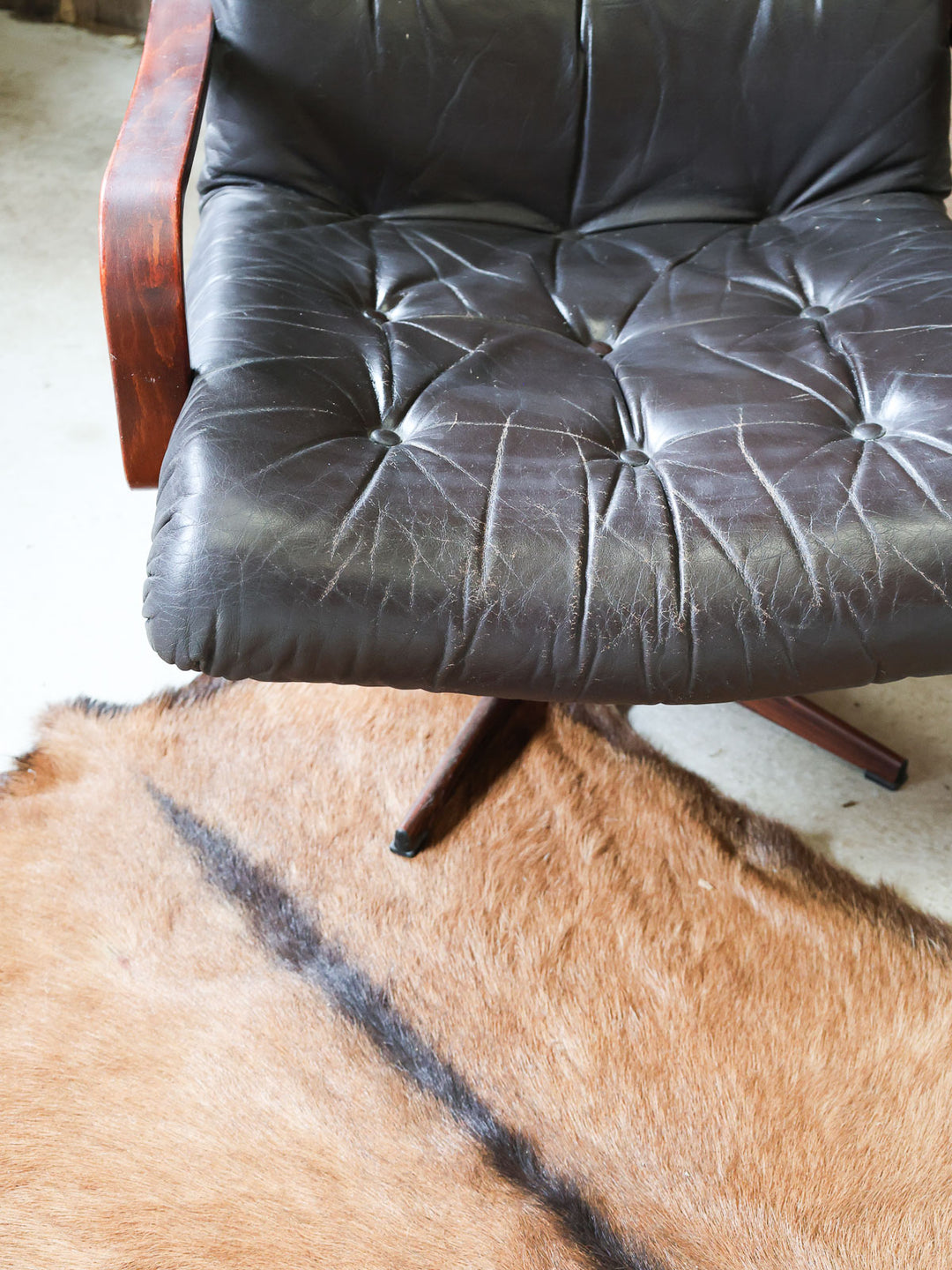 ernest-fauteuil-cuir-673-3