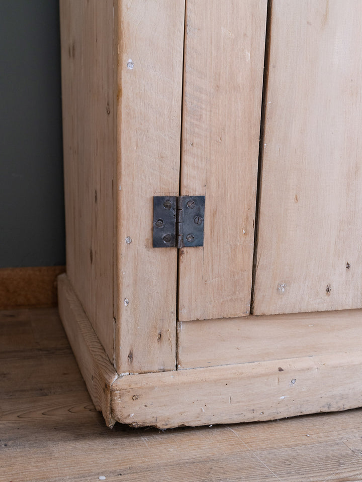 gilbert-buffet-bois-563-11