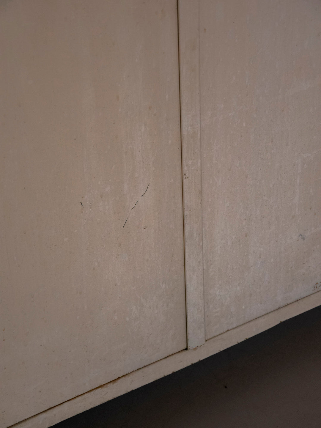 magda-armoire-metal-152-16