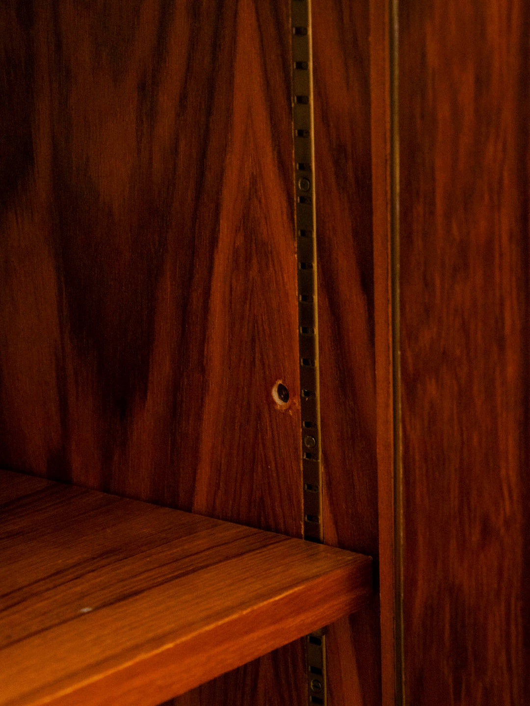 magda-armoire-bois-728-10