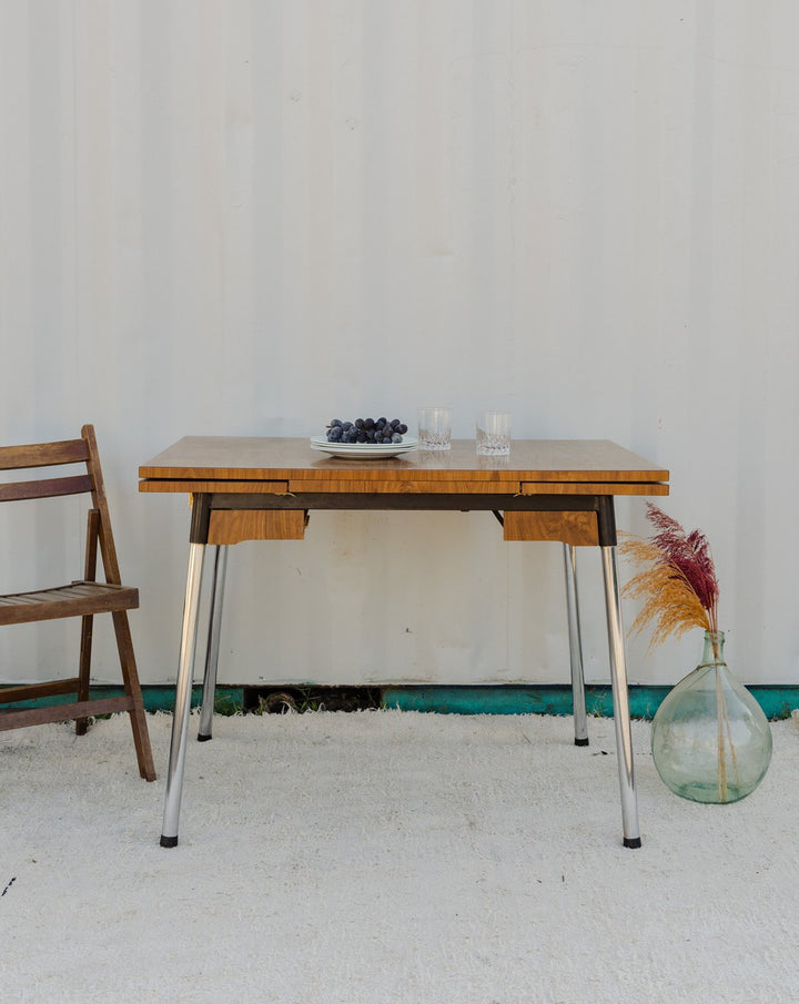 karla-table-a-manger-formica-1240-1