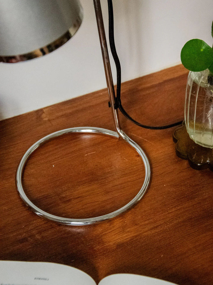 julia-lampe-poser-metal-787-7