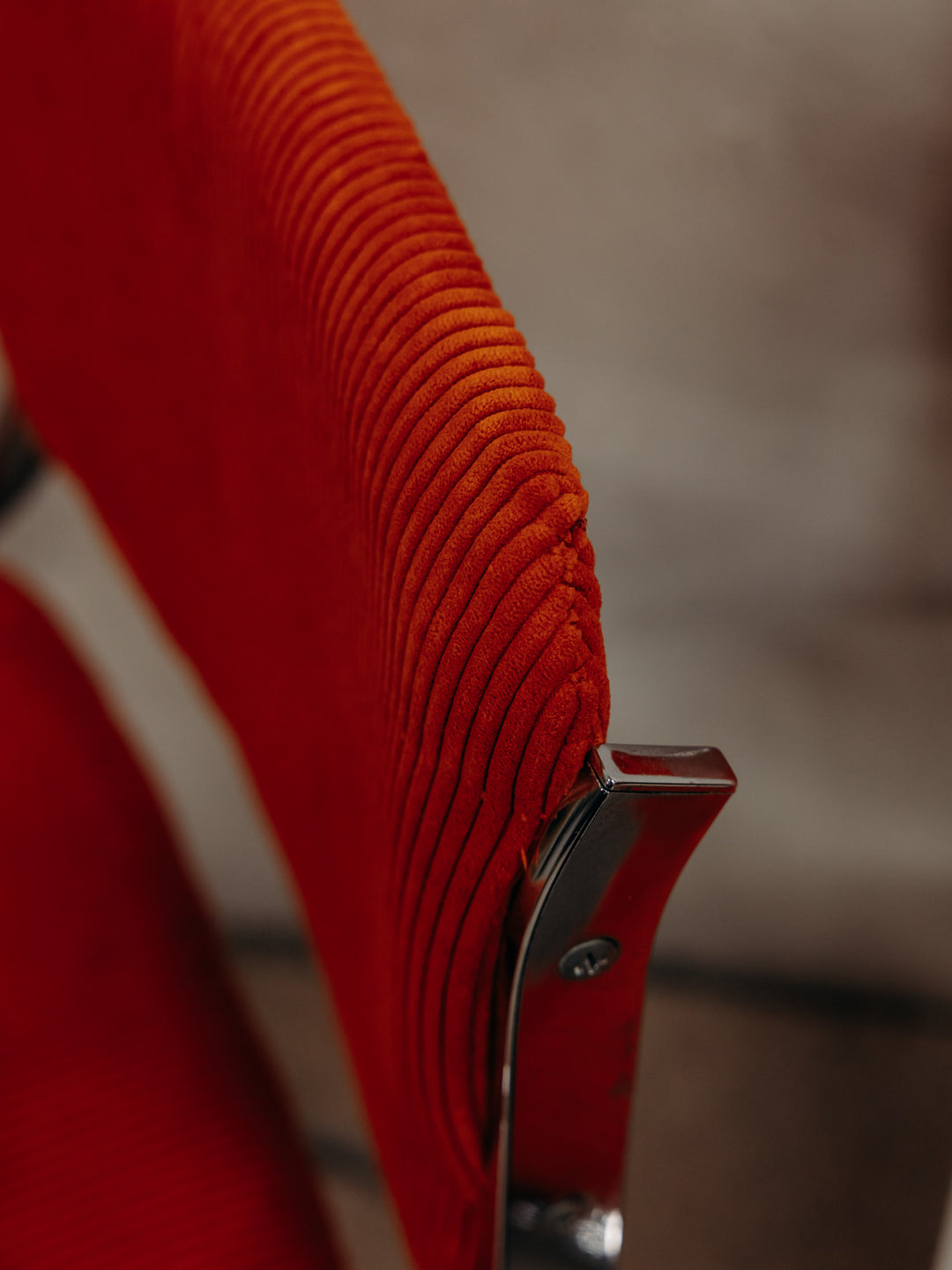 alma-chaise-chrome-1031-10