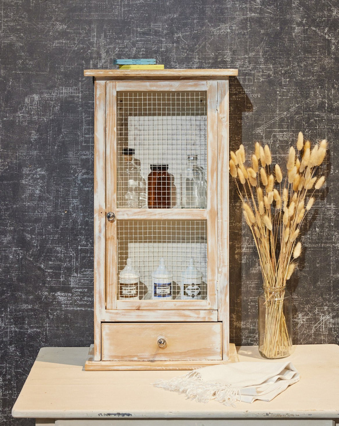 victoria-vitrine-bois-1268-1