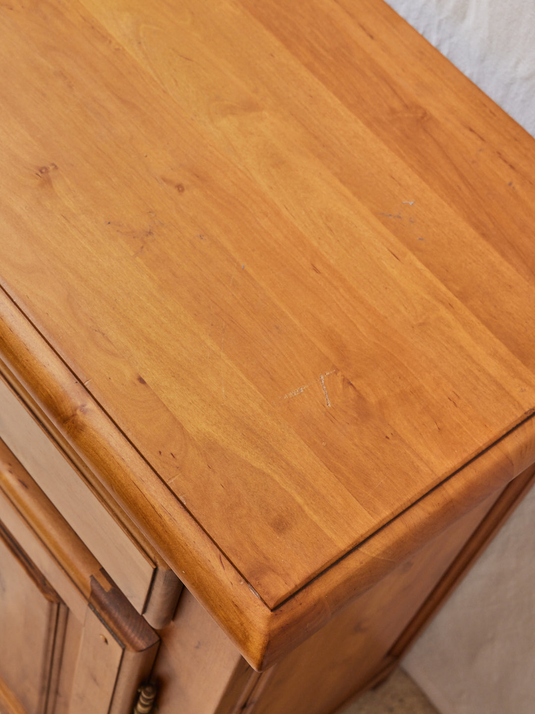 gilbert-buffet-bois-768-7