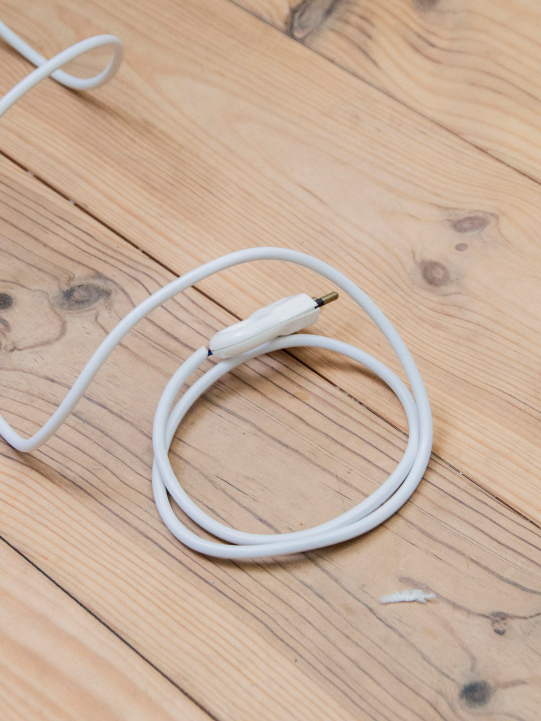 julia-lampe-à-poser-plastique-541-6