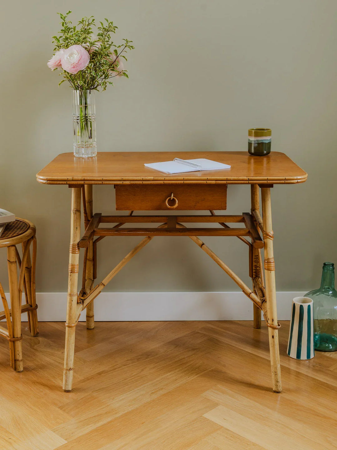 edouard-bureau-rotin-555-5