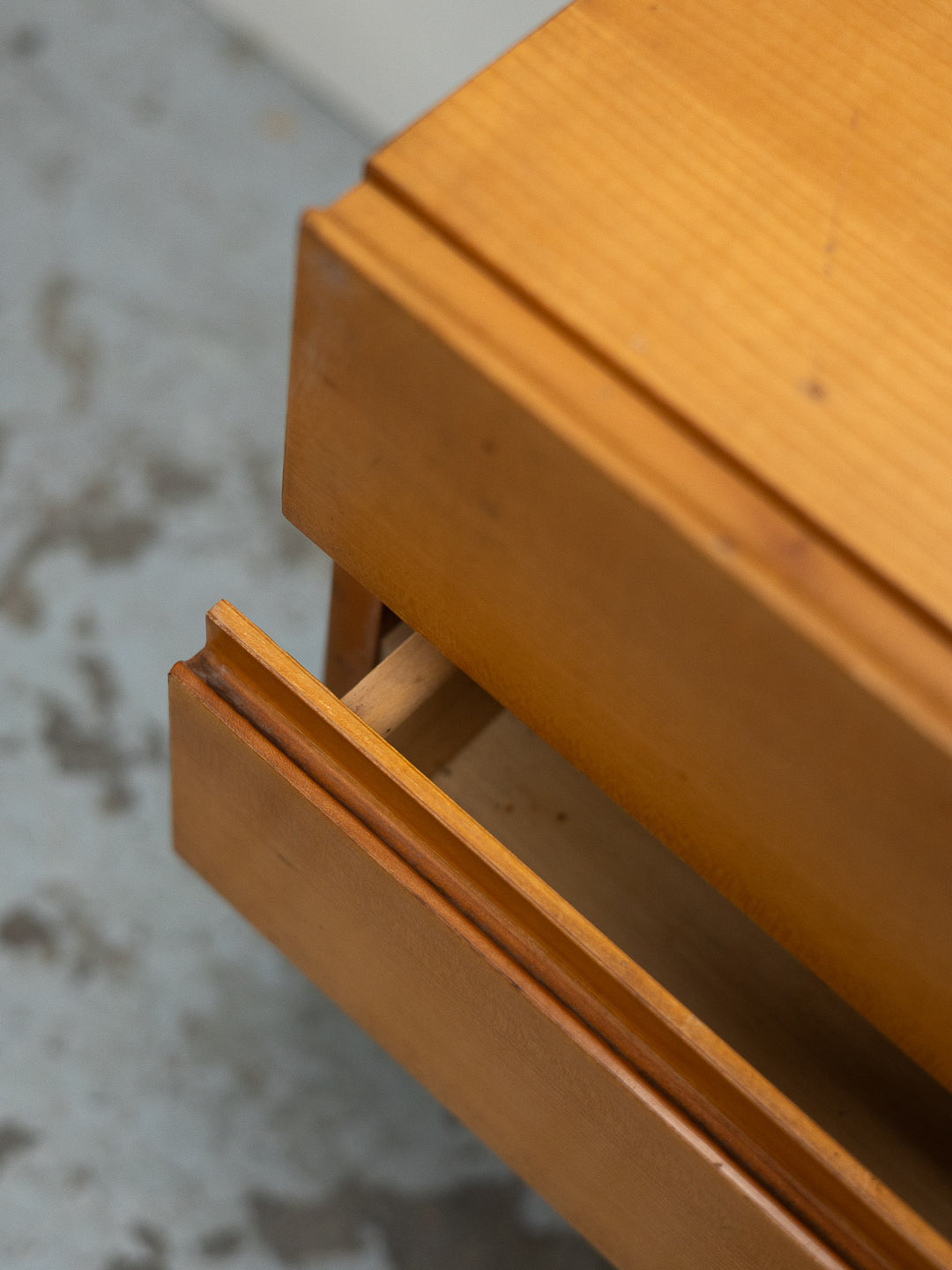 maia-table-chevet-bois-contemporaine-1616-6