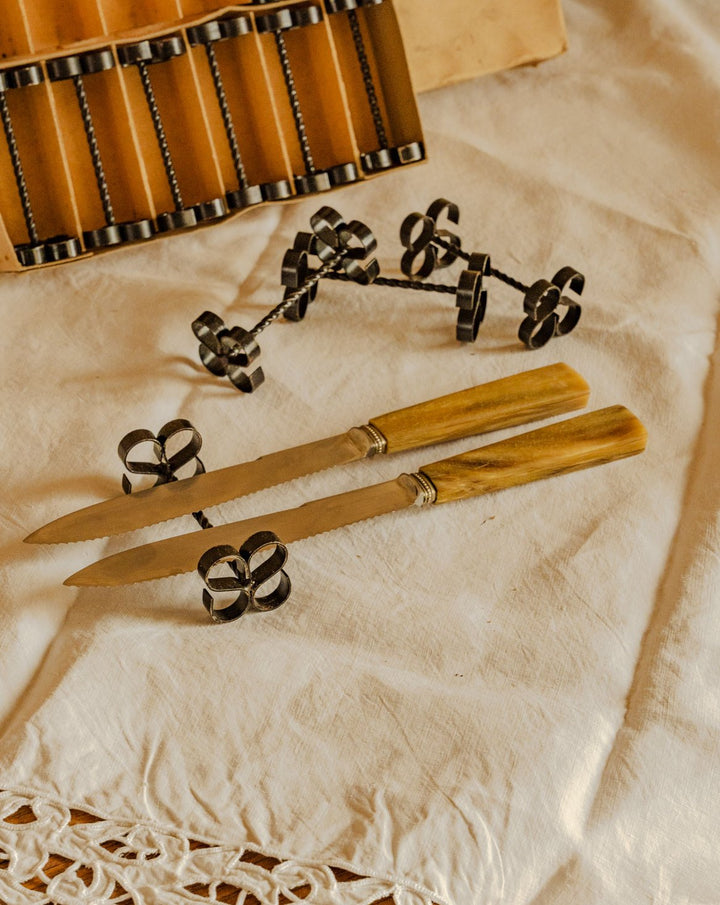 loïs-couverts-fer-440-1