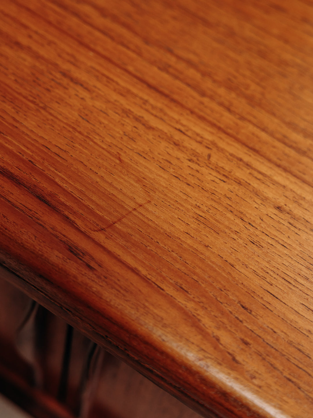 margaret-enfilade-bois-320-5