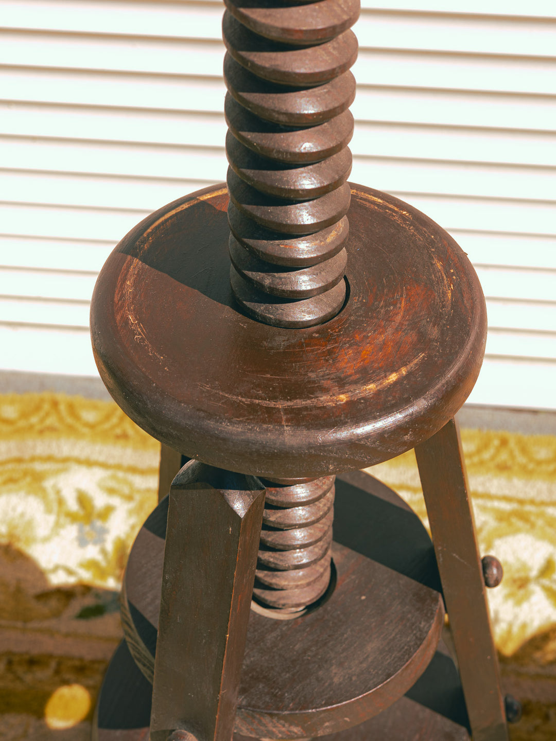 gaston-tabouret-bar-bois-ajustable-209-6