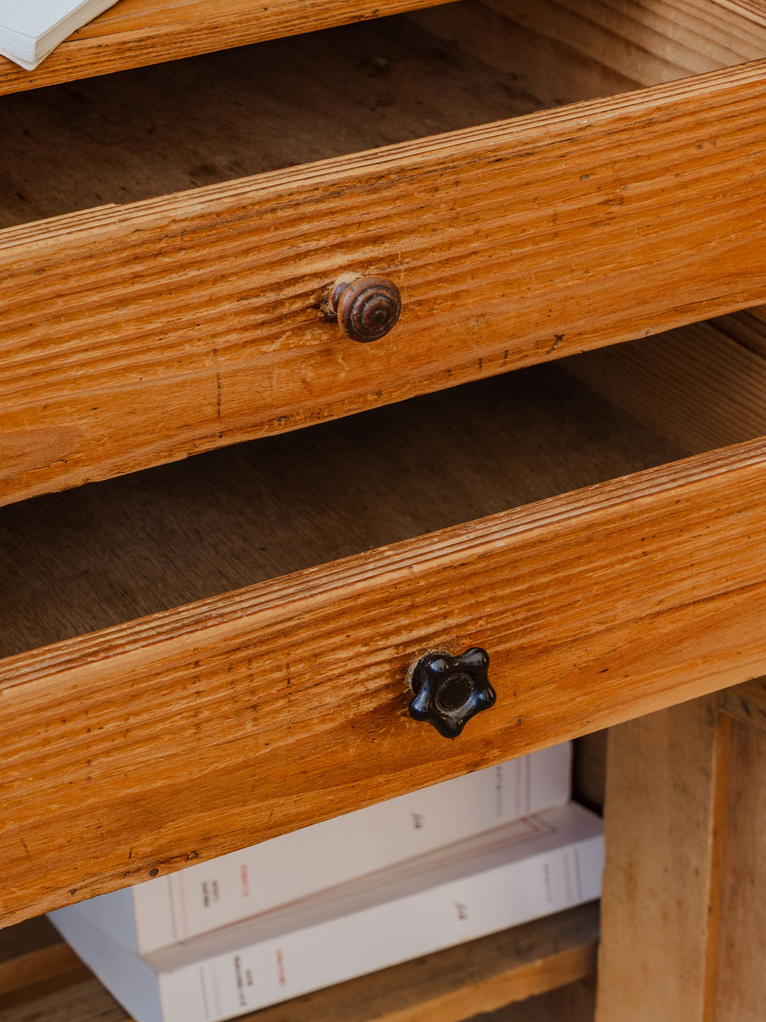 gilbert-buffet-bois-631-7