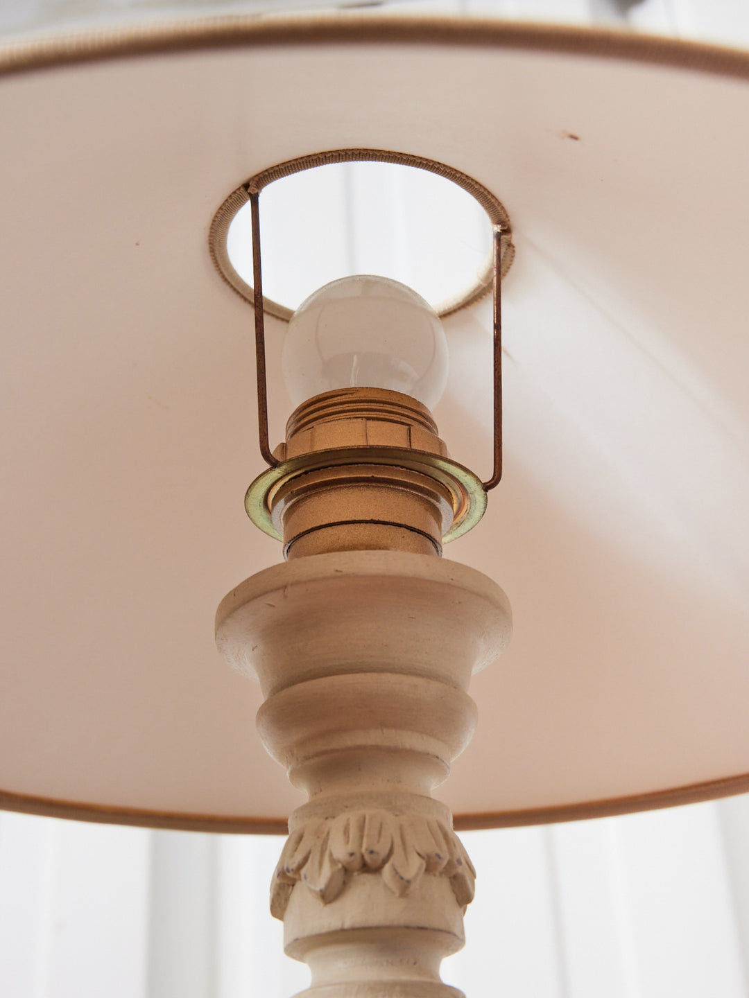 suzanne-lampe-à-poser-bois-532-5