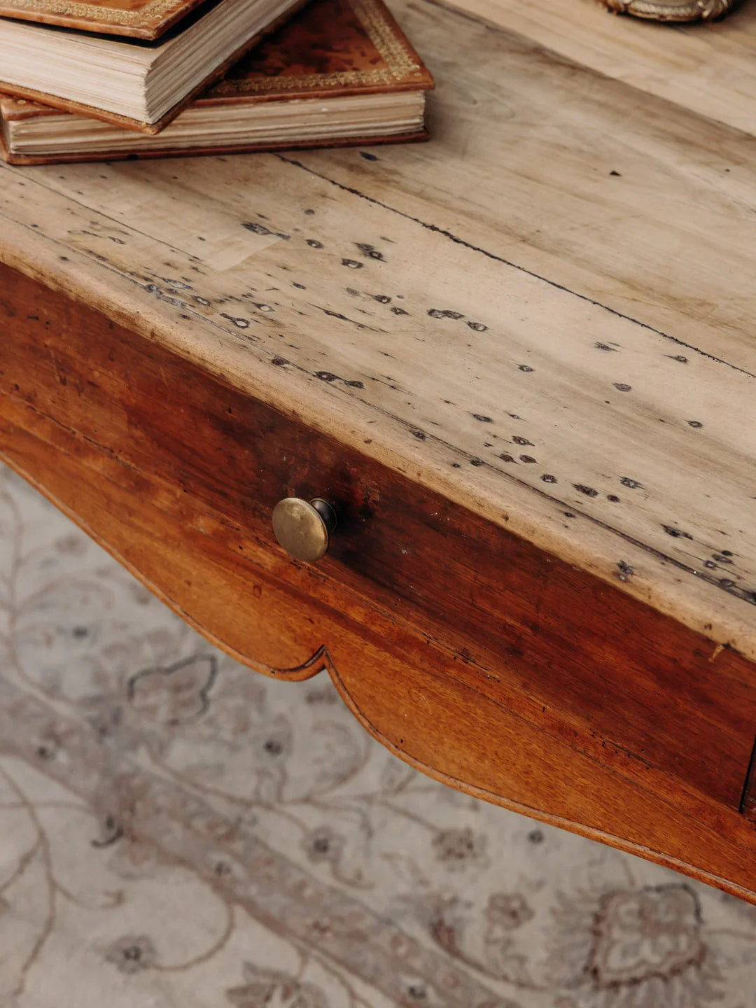 edouard-bureau-bois-688-8