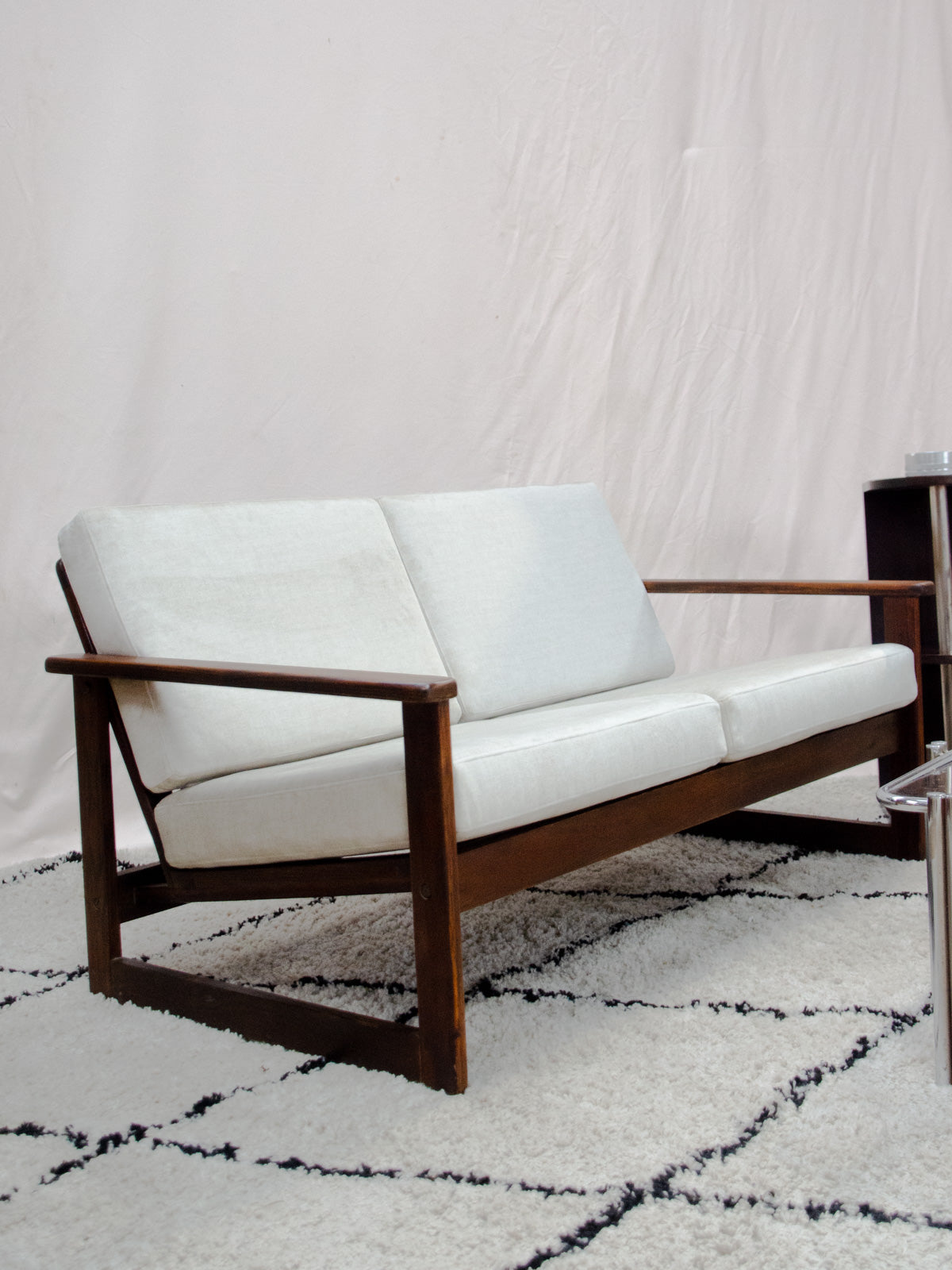 clara-banquette-pin-157-2