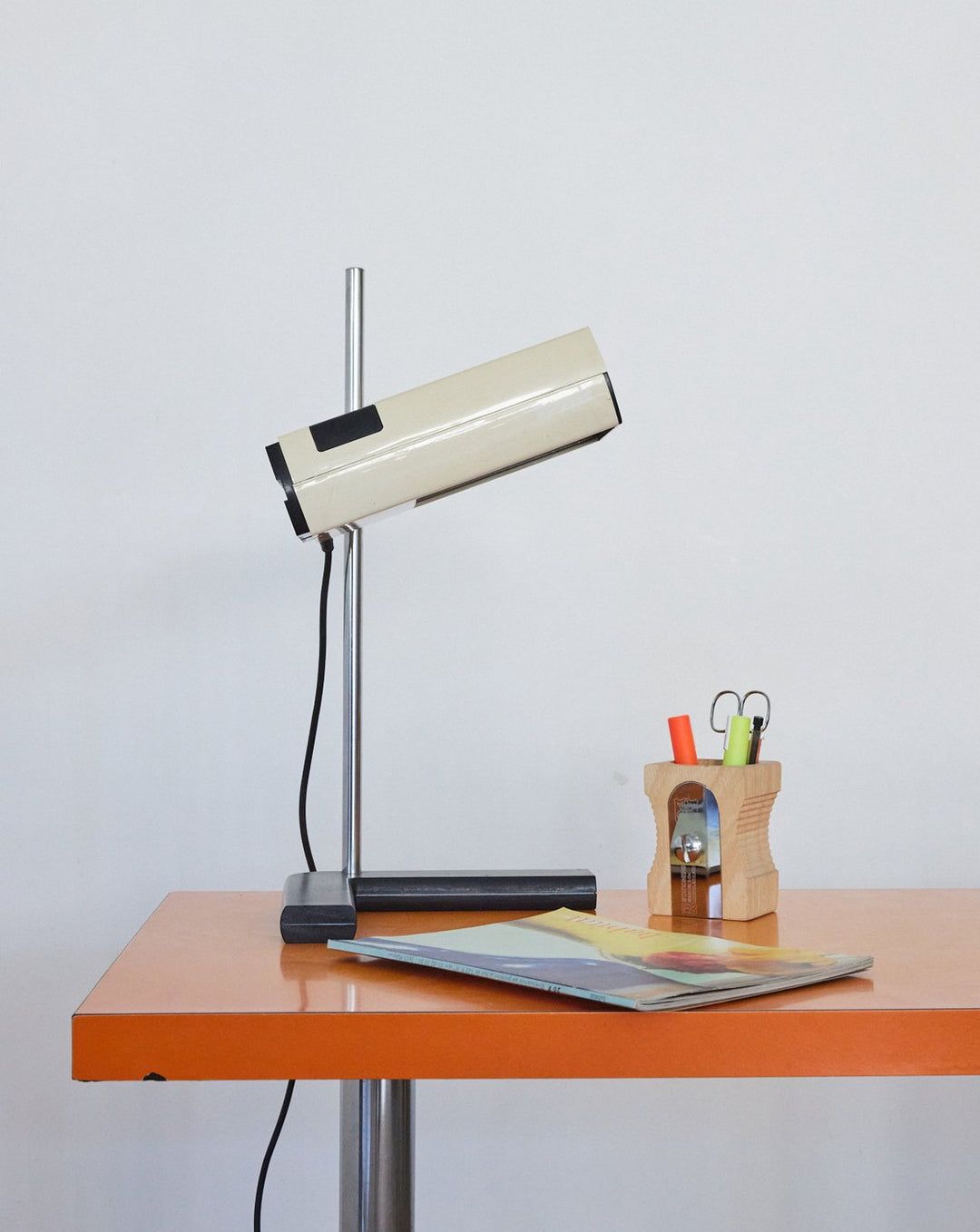 julia-lampe-à-poser-plastique-941-1