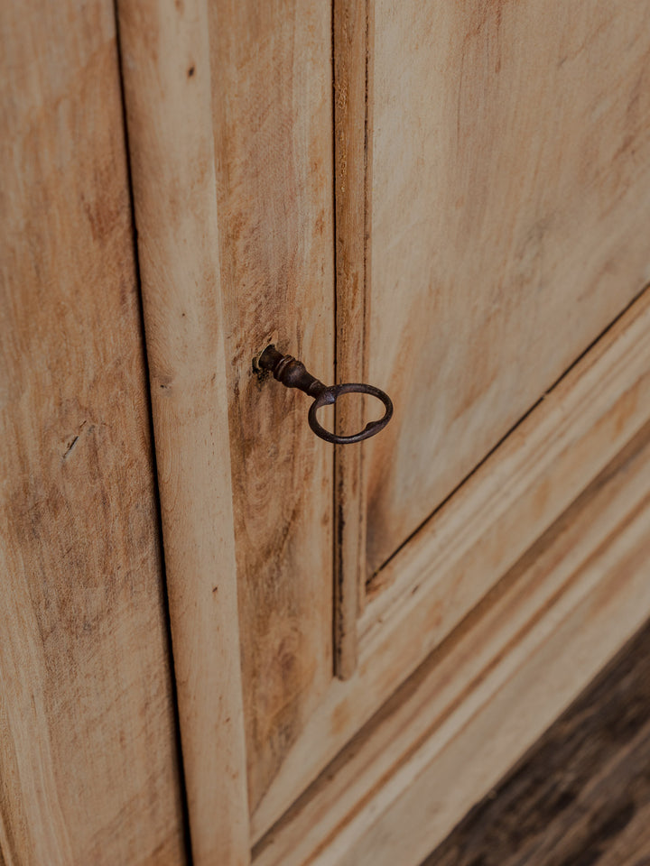 gilbert-buffet-noyer-667-10