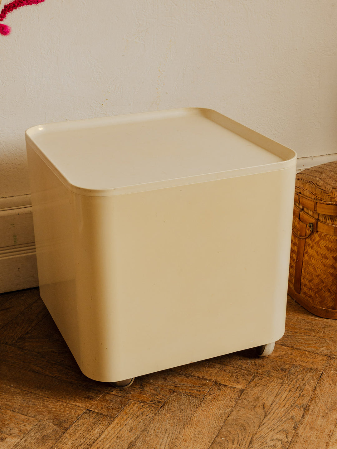 hanna-table-appoint-plastique-1591-4