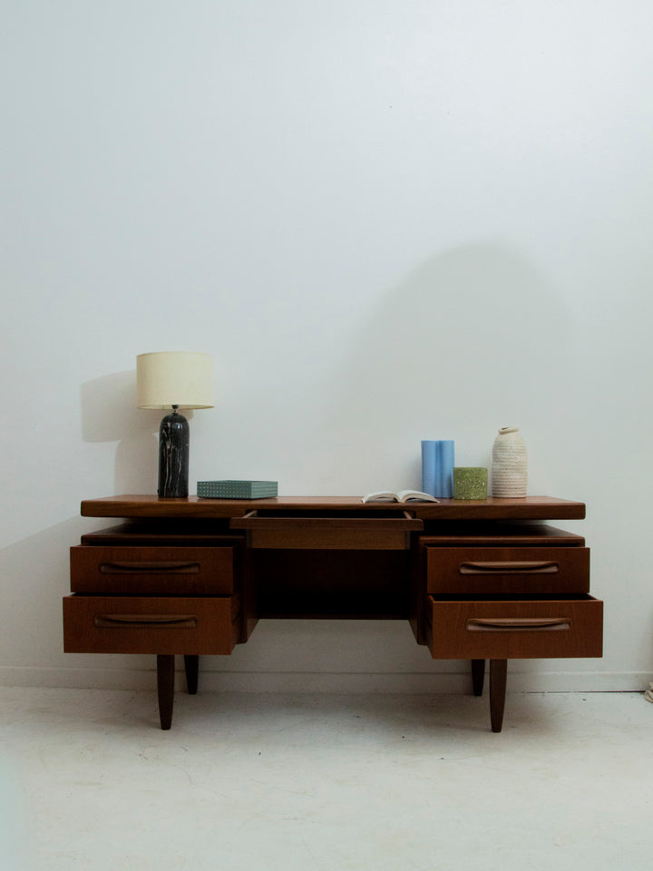 yvan-bureau-bois-202-2