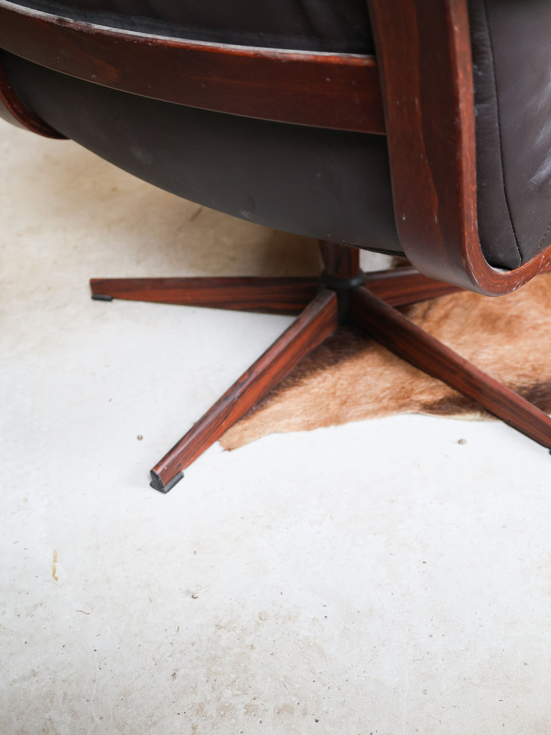 ernest-fauteuil-cuir-673-10